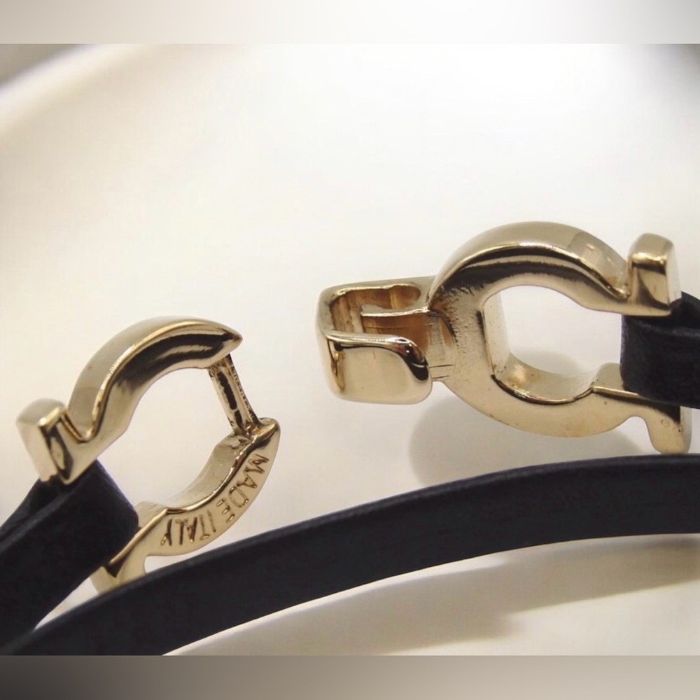 Salvatore Ferragamo Gancini Leather Wrap Bracelet 🖤 - Picture 4 of 6